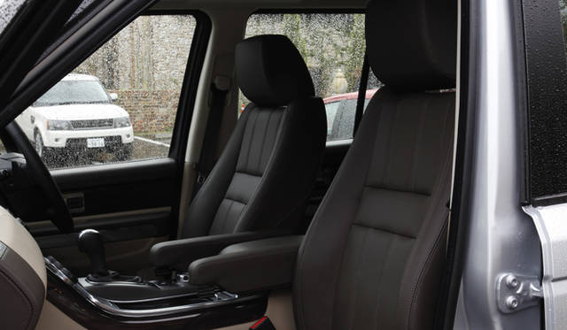 <b>RANGE ROVER｜レンジローバー</b>