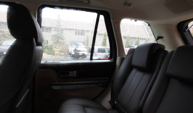 <b>RANGE ROVER｜レンジローバー</b>