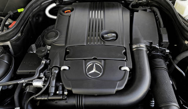 TOKYO MOTOR SHOW 2009｜東京モーターショー2009　MERCEDES BENZ／メルセデス・ベンツ「E250CGIブルーエフィシェンシー アバンギャルド」 