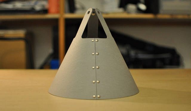 藤城成貴の新作 「rivet lamp」