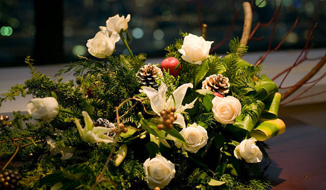 和気雅美│流れ落ちるような優雅なラインが視覚的にリラックスさせるデザイン