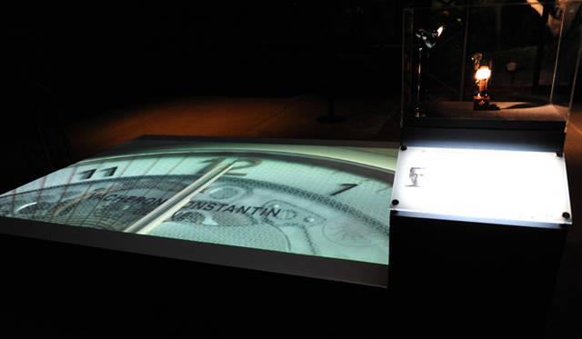 Vacheron Constantin｜ヴァシュロン・コンスタンタン／会場中央で披露された、アーティストの映像作品。