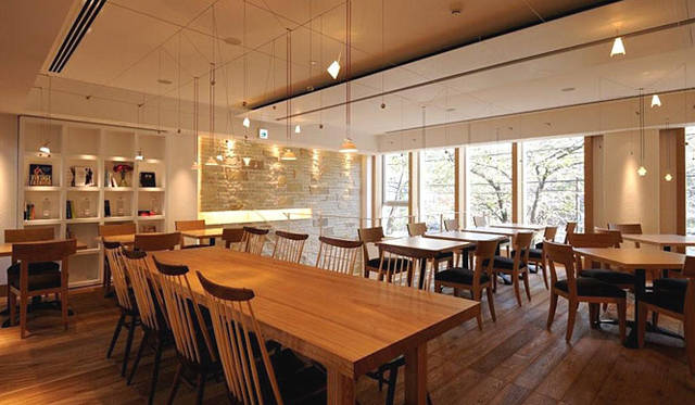 be my self （ビー マイ セルフ）│2階 オーガニック カフェ＆ダイナー