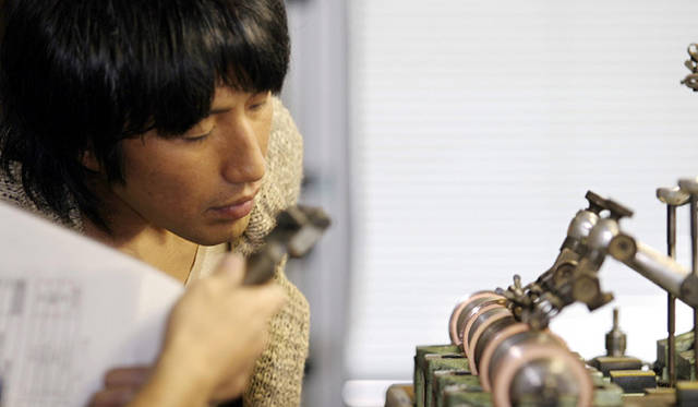 三原康裕的日本モノづくり｜MIHARAYASUHIRO × HUSAM × TASAKI