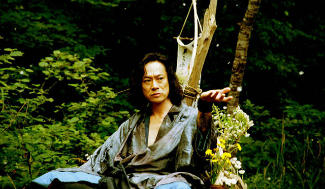 MOVIE｜ 『蘇りの血』　© 「蘇りの血」製作委員会