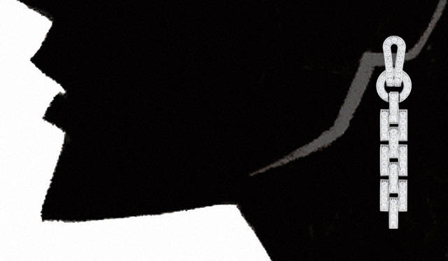 ｜堂々とした振る舞い、醸し出されるエレガンス、駆け抜けるような情熱……「マイヨン パンテール ドゥ カルティエ」の輝きは着けるひとに自信と輝きをもたらしてくれる。どこかアールデコを彷彿とさせるグラフィカルなデザインを耳もとに揺らして。イヤリング[WG×ダイヤモンド]254万円（カルティエ／カルティエ カスタマー サービスセンター  0120-301-757）