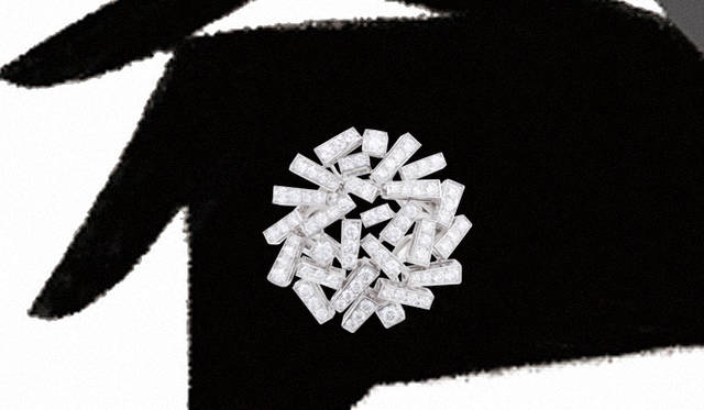 ｜胸の高なり、高揚、歓喜、幸福感。まるで嵐に襲われたかのような感情のスパーク。“一目ぼれ”したときの気持ちの高まりを表現した「ル・グラン・フリソン」から、ホワイトゴールドとダイヤモンドの組み合わせを。「ル・グラン・フリソン」リング[WG×ダイヤモンド]245万7000円（ショーメ Tel. 03-3613-3188 ）