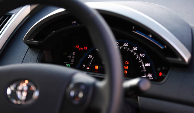 <em>TOYOTA SAI｜トヨタ・サイ</em>