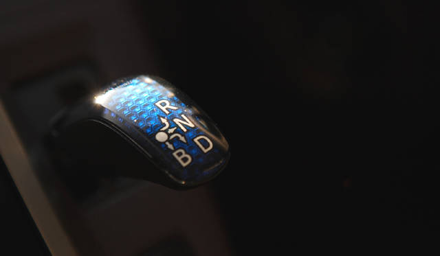 <em>TOYOTA SAI｜トヨタ・サイ</em>