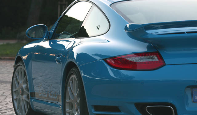 <em>PORSCHE 911 turbo｜ポルシェ 911 ターボ</em>