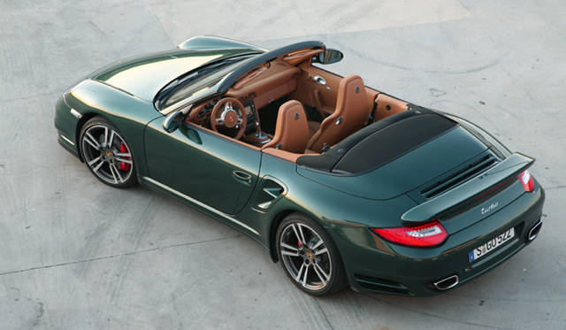 <em>PORSCHE 911 turbo｜ポルシェ 911 ターボ</em>