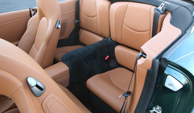 <em>PORSCHE 911 turbo｜ポルシェ 911 ターボ</em>