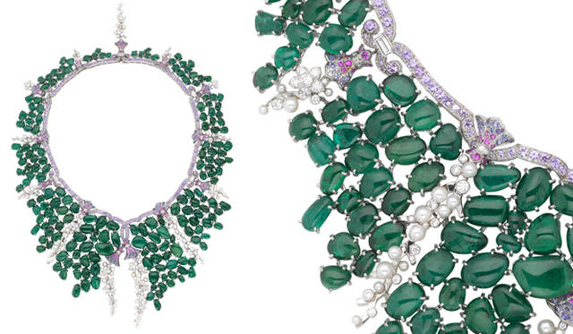 <em>Van Cleef & Arpels｜ヴァン クリーフ＆アーペル</em>　「レ ジャルダン」から、ロマンティック 英国様式のジュエリー「ヴィクトリア セット」のネックレス。エメラルド×パープルとピンクのサファイア×パール。