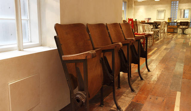 MINX aoyama｜2階 ウェイティングスペース