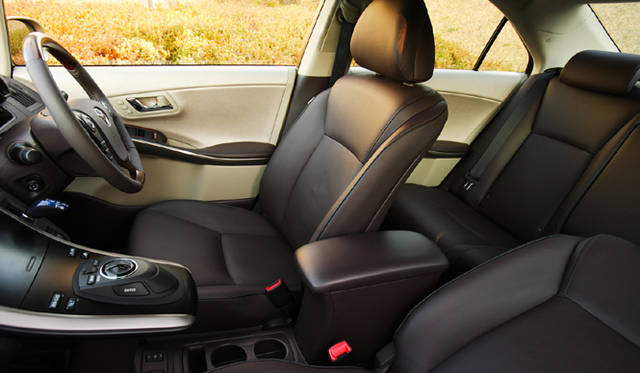 <b>TOYOTA SAI｜トヨタ・サイ</b>