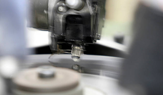 三原康裕的日本モノづくり｜MIHARAYASUHIRO × HUSAM × TASAKI