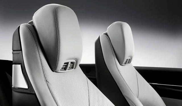 <b>Mercedes-Benz E Class Cabriolet｜メルセデス・ベンツ Eクラス カブリオレ</b>