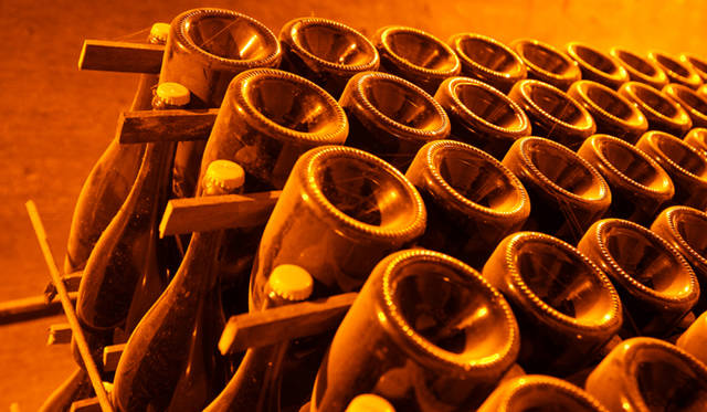 KRUG｜クリュッグ