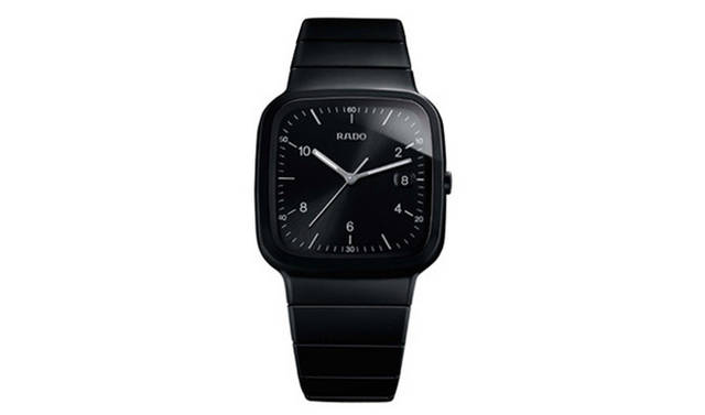    「r5.5」クォーツ、マットセラミックスケース＆ブレスレット×チタニウム製バックル、30万8700円