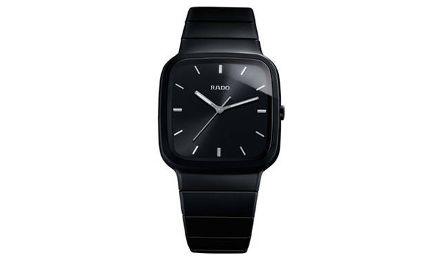    「r5.5」クォーツ、マットセラミックスケース＆ブレスレット×チタニウム製バックル、30万8700円