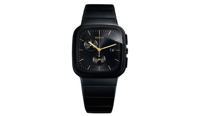    「r5.5 クロノグラフ」マットセラミックスケース＆ブレスレット×チタニウム製バックル、36万7500円