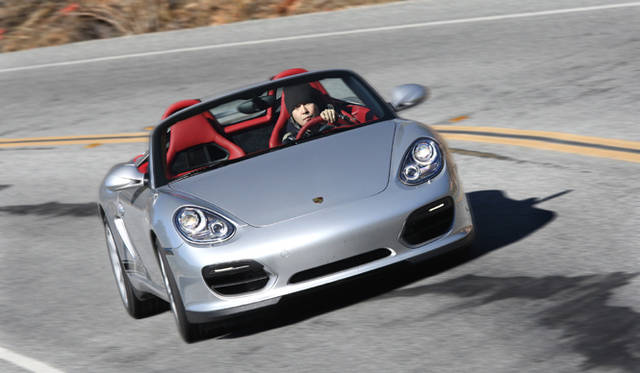 <em>PORSCHE BOXSTER SPYDER｜ポルシェ・ボクスター・スパイダー</em>