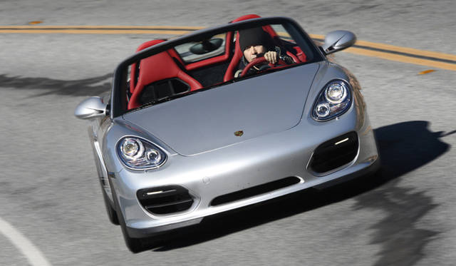 <em>PORSCHE BOXSTER SPYDER｜ポルシェ・ボクスター・スパイダー</em>