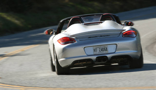 <em>PORSCHE BOXSTER SPYDER｜ポルシェ・ボクスター・スパイダー</em>
