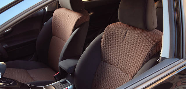 <em>TOYOTA BLADE｜トヨタ ブレイド</em>