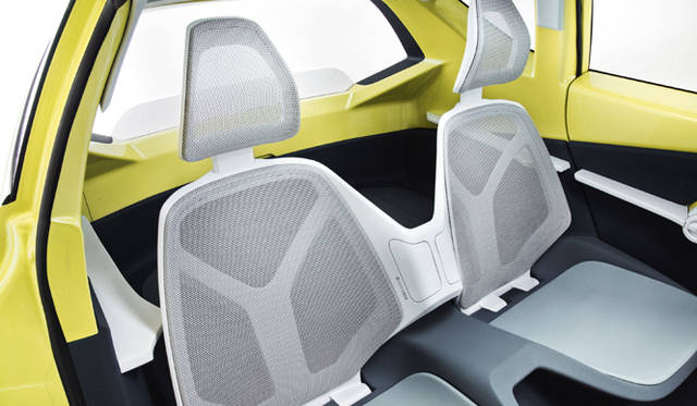 <em>TOYOTA FT-CH｜トヨタ FT-CH</em>