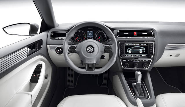 <em>Volkswagen New Compact Coupe｜フォルクスワーゲン ニューコンパクトクーペ</em>