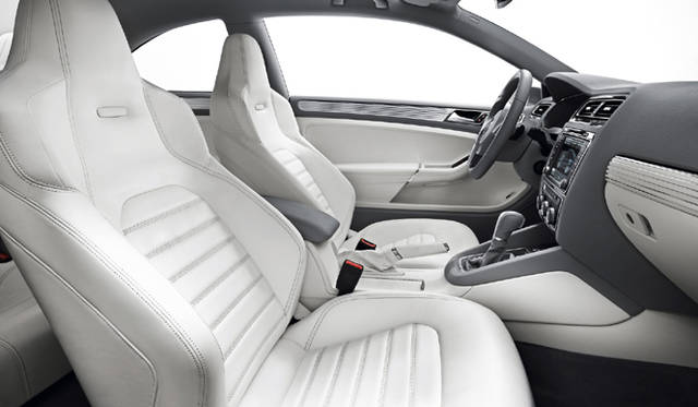 <em>Volkswagen New Compact Coupe｜フォルクスワーゲン ニューコンパクトクーペ</em>