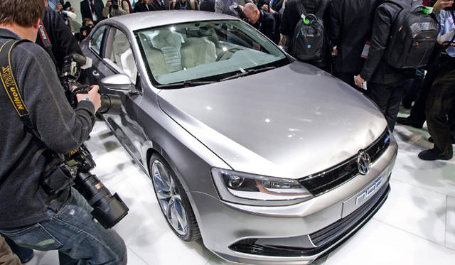 <em>Volkswagen New Compact Coupe｜フォルクスワーゲン ニューコンパクトクーペ</em>