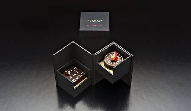 　サン・ヴァレンティーノ2010：ルイ・エ・レイ　3500円（ブルガリ ジャパン）