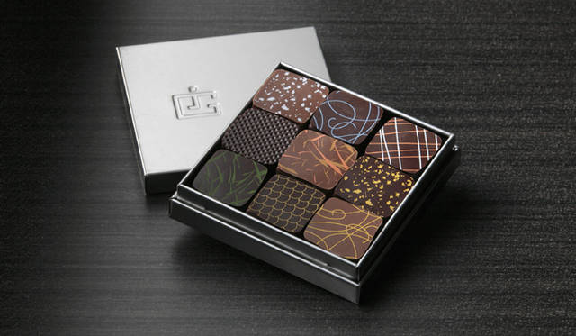 伊勢丹新宿店「サロン・デュ・ショコラ」｜ジャック・ジュナン/フランス・パリ（新登場・初出店）「ショコラメタルボックス」（9個入）2835円
