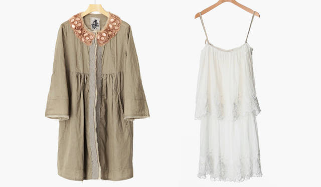 <br />  左から、襟ぐりにはチュールに包まれた石がほどこされたり、ディテールにシフォンがあしらわれていたりと、繊細なデザイン。コート2万9400円、ノスタルジックな雰囲気の白レースが可憐。キャミワンピース3万3600円（ともにレキサミ／伊勢丹新宿店 Tel. 03-3352-1111）