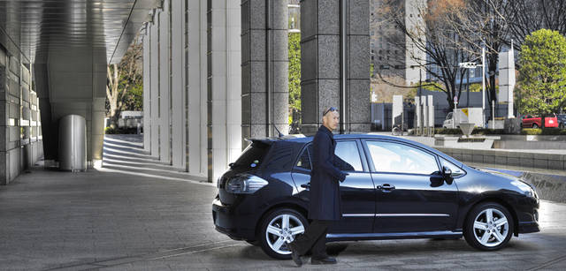 <em>森岡 弘｜TOYOTA BLADE｜トヨタ ブレイド</em>