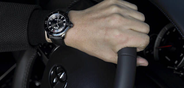 <em>森岡 弘｜TOYOTA BLADE｜トヨタ ブレイド</em>