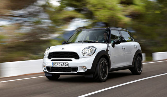 <em>MINI Countryman｜ミニ カントリーマン</em>