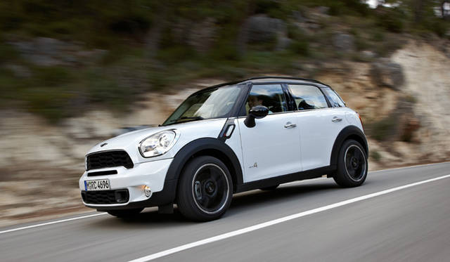 <em>MINI Countryman｜ミニ カントリーマン</em>