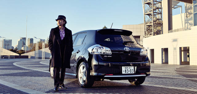 <em>菊地成孔｜TOYOTA BLADE｜トヨタ ブレイド</em>