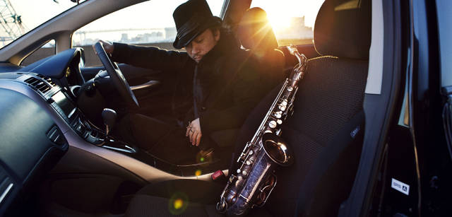 <em>菊地成孔｜TOYOTA BLADE｜トヨタ ブレイド</em>