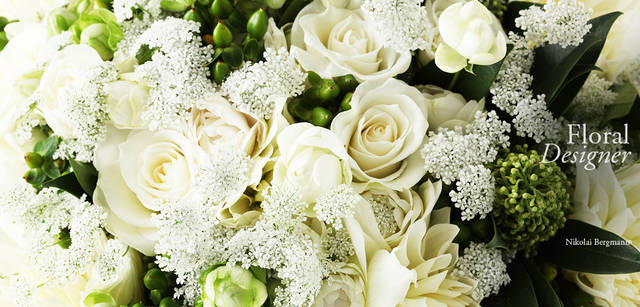 <strong>LOUIS VUITTON TAIGA｜ルイ・ヴィトン 「タイガ・ライン」</strong><br />  感性が命じるままに花材をリズミカルに配していく。そんなフラワーアーティストに似合うタイガとは──