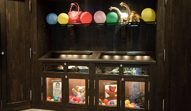 <b>CHROME HEARTS│クロムハーツ</b>　CHROME HEARTS TOKYO（クロムハーツ トーキョー） 1階・展示スペース