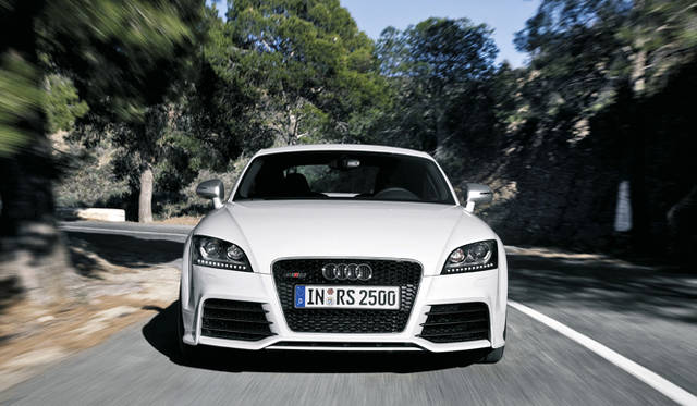 Audi TT RS Coupe｜アウディ TT RS クーペ