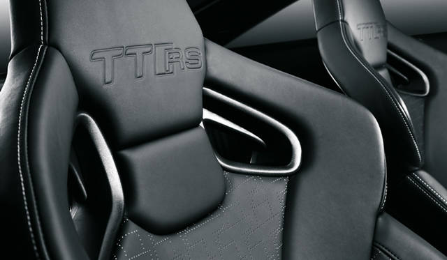 Audi TT RS Coupe｜アウディ TT RS クーペ