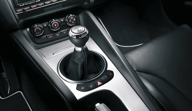 Audi TT RS Coupe｜アウディ TT RS クーペ