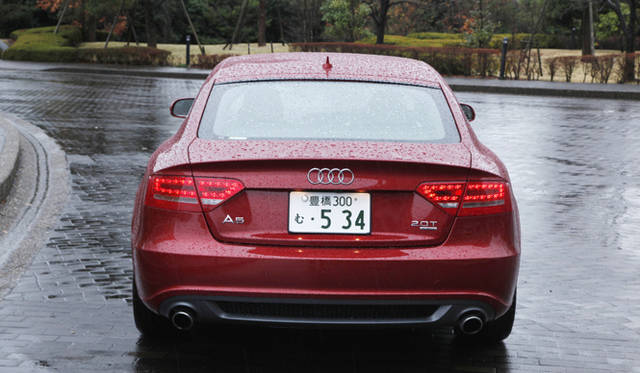 <em>Audi A5 SPORTSBACK｜アウディＡ５スポーツバック</em>