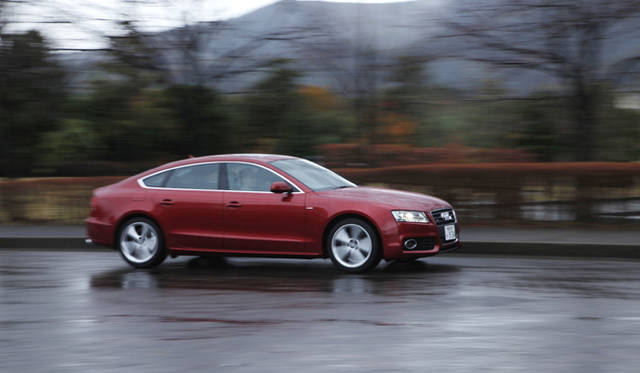 <em>Audi A5 SPORTSBACK｜アウディＡ５スポーツバック</em>