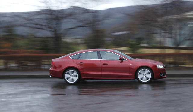 <em>Audi A5 SPORTSBACK｜アウディＡ５スポーツバック</em>